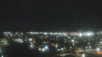 Weather camera view of Garden City Coop Inc - city center.