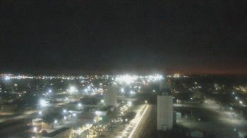 Weather camera view of Garden City Coop Inc - city center.