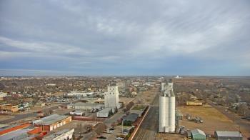 Weather camera view of Garden City Coop Inc - city center.