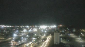 Weather camera view of Garden City Coop Inc - city center.