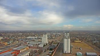 Weather camera view of Garden City Coop Inc - city center.