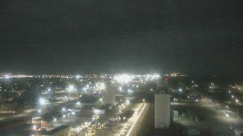 Weather camera view of Garden City Coop Inc - city center.