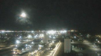 Weather camera view of Garden City Coop Inc - city center.