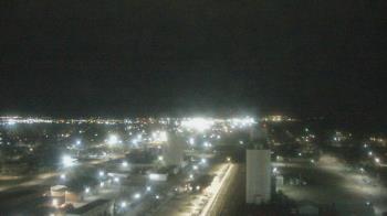 Weather camera view of Garden City Coop Inc - city center.