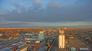 Weather camera view of Garden City Coop Inc - city center.