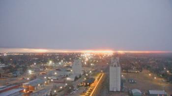 Weather camera view of Garden City Coop Inc - city center.