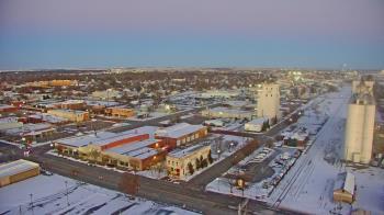 Weather camera view of Garden City Coop Inc - city center.