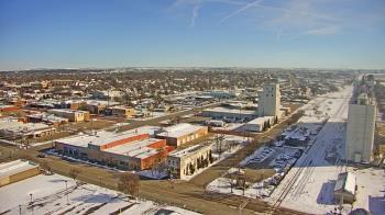 Weather camera view of Garden City Coop Inc - city center.