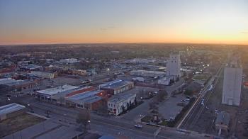 Weather camera view of Garden City Coop Inc - city center.
