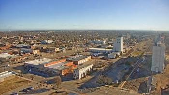 Weather camera view of Garden City Coop Inc - city center.
