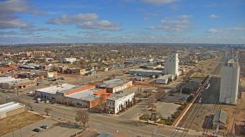 Weather camera view of Garden City Coop Inc - city center.
