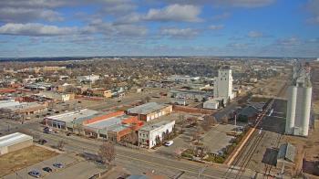 Weather camera view of Garden City Coop Inc - city center.
