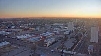 Weather camera view of Garden City Coop Inc - city center.