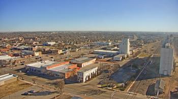 Weather camera view of Garden City Coop Inc - city center.