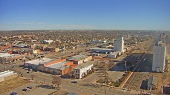 Weather camera view of Garden City Coop Inc - city center.
