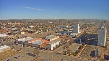 Weather camera view of Garden City Coop Inc - city center.