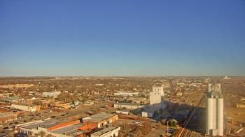 Weather camera view of Garden City Coop Inc - city center.