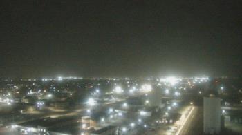 Weather camera view of Garden City Coop Inc - city center.