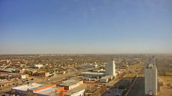 Weather camera view of Garden City Coop Inc - city center.