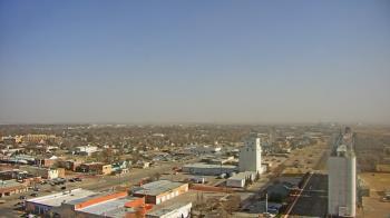 Weather camera view of Garden City Coop Inc - city center.