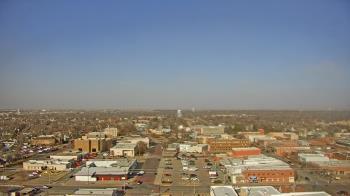 Weather camera view of Garden City Coop Inc - city center.