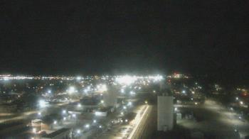 Weather camera view of Garden City Coop Inc - city center.