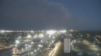 Weather camera view of Garden City Coop Inc - city center.
