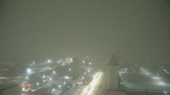 Weather camera view of Garden City Coop Inc - city center.