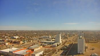 Weather camera view of Garden City Coop Inc - city center.