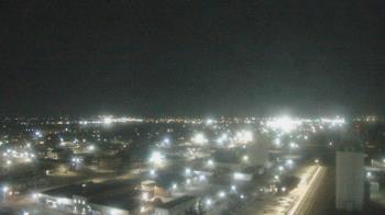 Weather camera view of Garden City Coop Inc - city center.