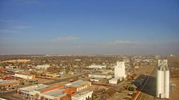 Weather camera view of Garden City Coop Inc - city center.