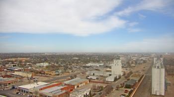 Weather camera view of Garden City Coop Inc - city center.
