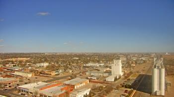 Weather camera view of Garden City Coop Inc - city center.