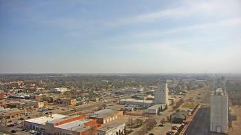 Weather camera view of Garden City Coop Inc - city center.