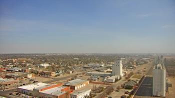 Weather camera view of Garden City Coop Inc - city center.