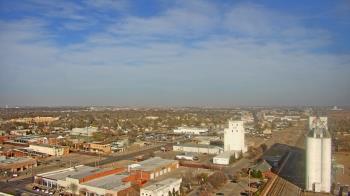 Weather camera view of Garden City Coop Inc - city center.