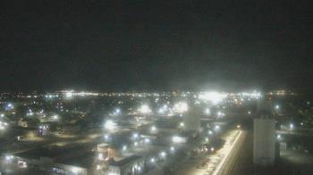 Weather camera view of Garden City Coop Inc - city center.