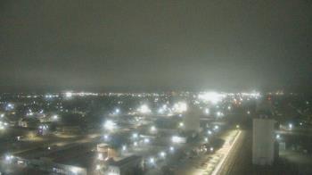Weather camera view of Garden City Coop Inc - city center.