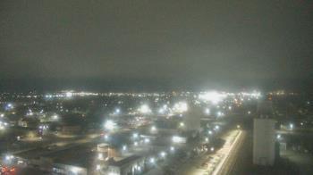 Weather camera view of Garden City Coop Inc - city center.