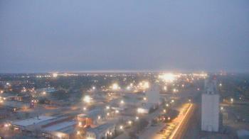 Weather camera view of Garden City Coop Inc - city center.