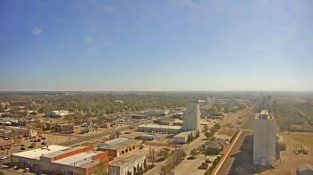 Weather camera view of Garden City Coop Inc - city center.