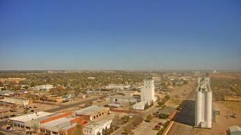 Weather camera view of Garden City Coop Inc - city center.