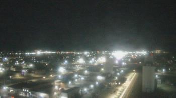 Weather camera view of Garden City Coop Inc - city center.