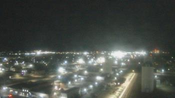Weather camera view of Garden City Coop Inc - city center.