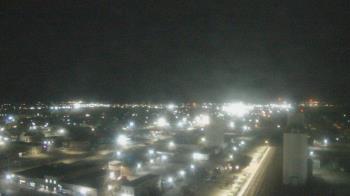 Weather camera view of Garden City Coop Inc - city center.