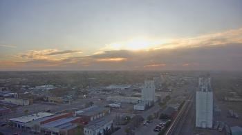 Weather camera view of Garden City Coop Inc - city center.