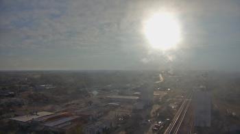 Weather camera view of Garden City Coop Inc - city center.