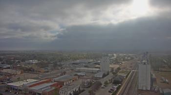 Weather camera view of Garden City Coop Inc - city center.