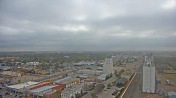 Weather camera view of Garden City Coop Inc - city center.