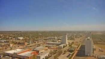 Weather camera view of Garden City Coop Inc - city center.